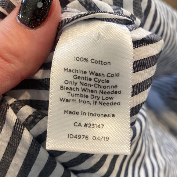 Talbots Blouse Stripe Striped Blue Gray White Buttons small EUC - Picture 6 of 10